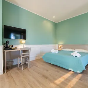 Daca Luxury Nápoles