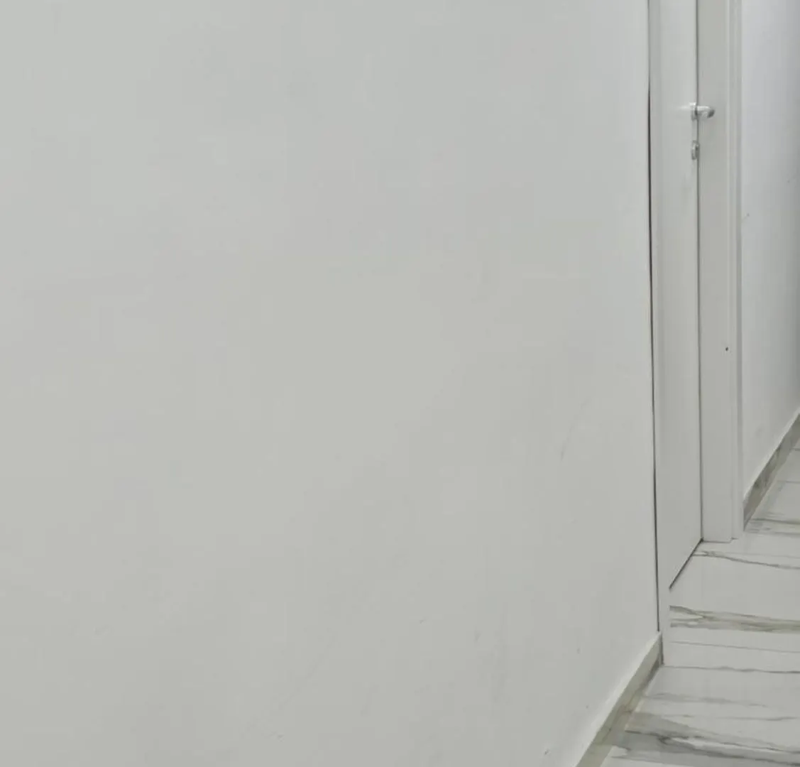 Hotel Crisari contacts